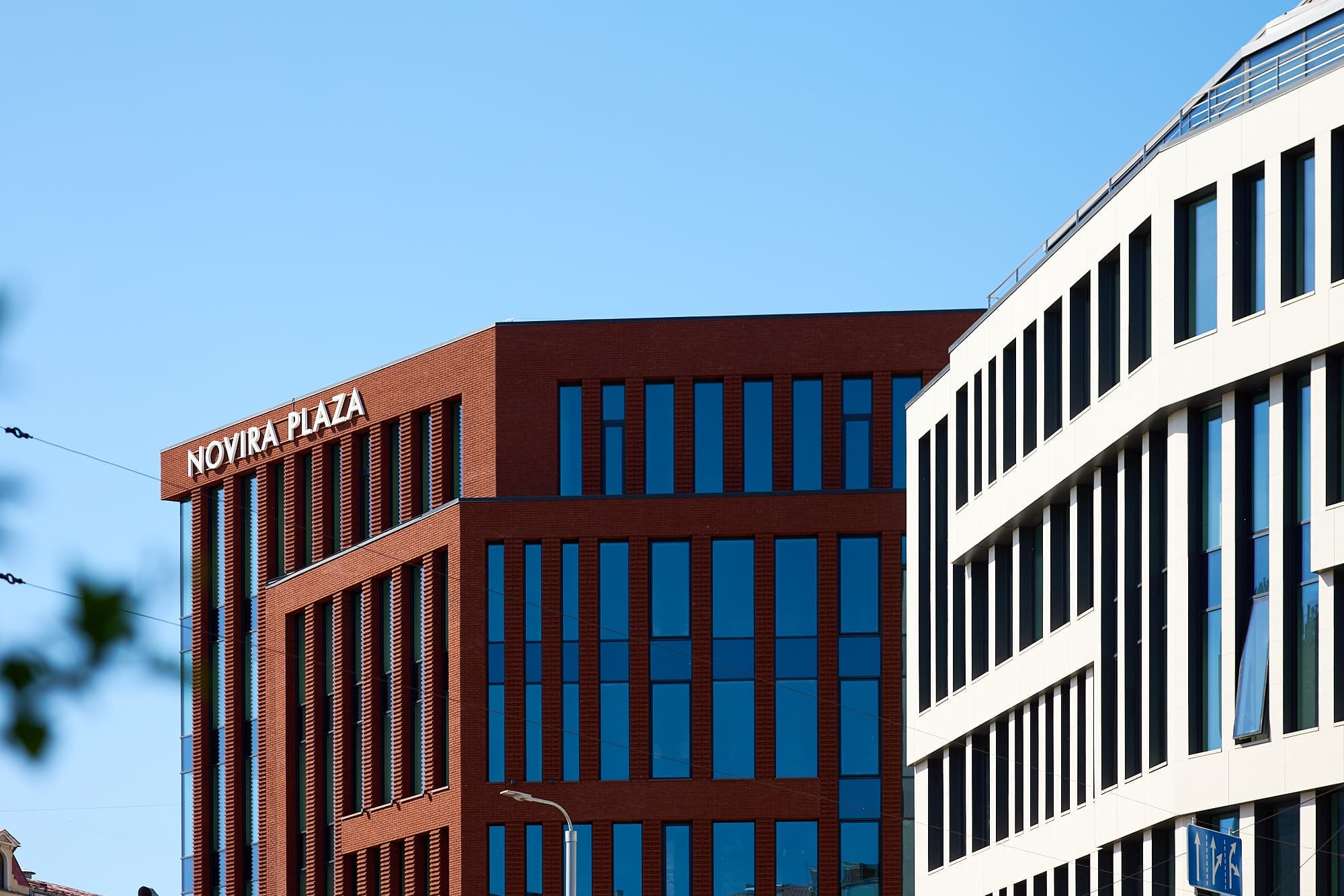 Rīga piesaista vēl vienu globālu zīmolu: Epson atvērs globālo biznesa pakalpojumu centru biroju ēkā Novira Plaza